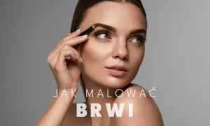 Kobieta precyzyjnie podkreśla swoje brwi kredką. Poradnik: jak malować brwi, by uzyskać idealny efekt.