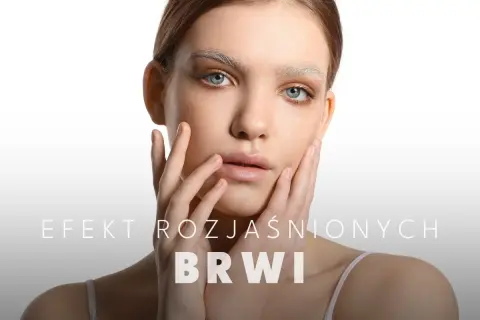 Portret młodej kobiety z rozjaśnionymi brwiami, dotykającej twarzy dłońmi.