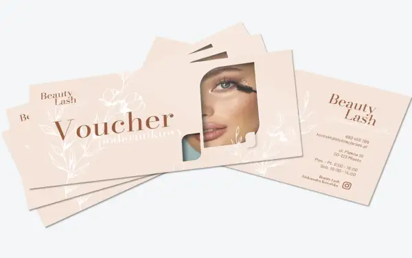 Vouchery podarunkowe Beauty Lash z wizerunkiem oka i tuszu do rzęs.